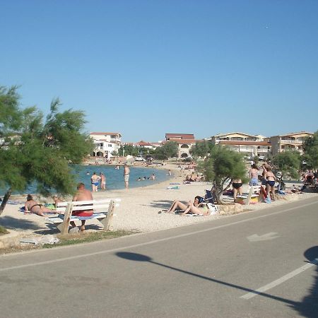 Apartments Oresic Vir Luaran gambar