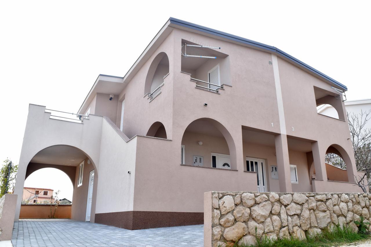 Apartments Oresic Vir Luaran gambar