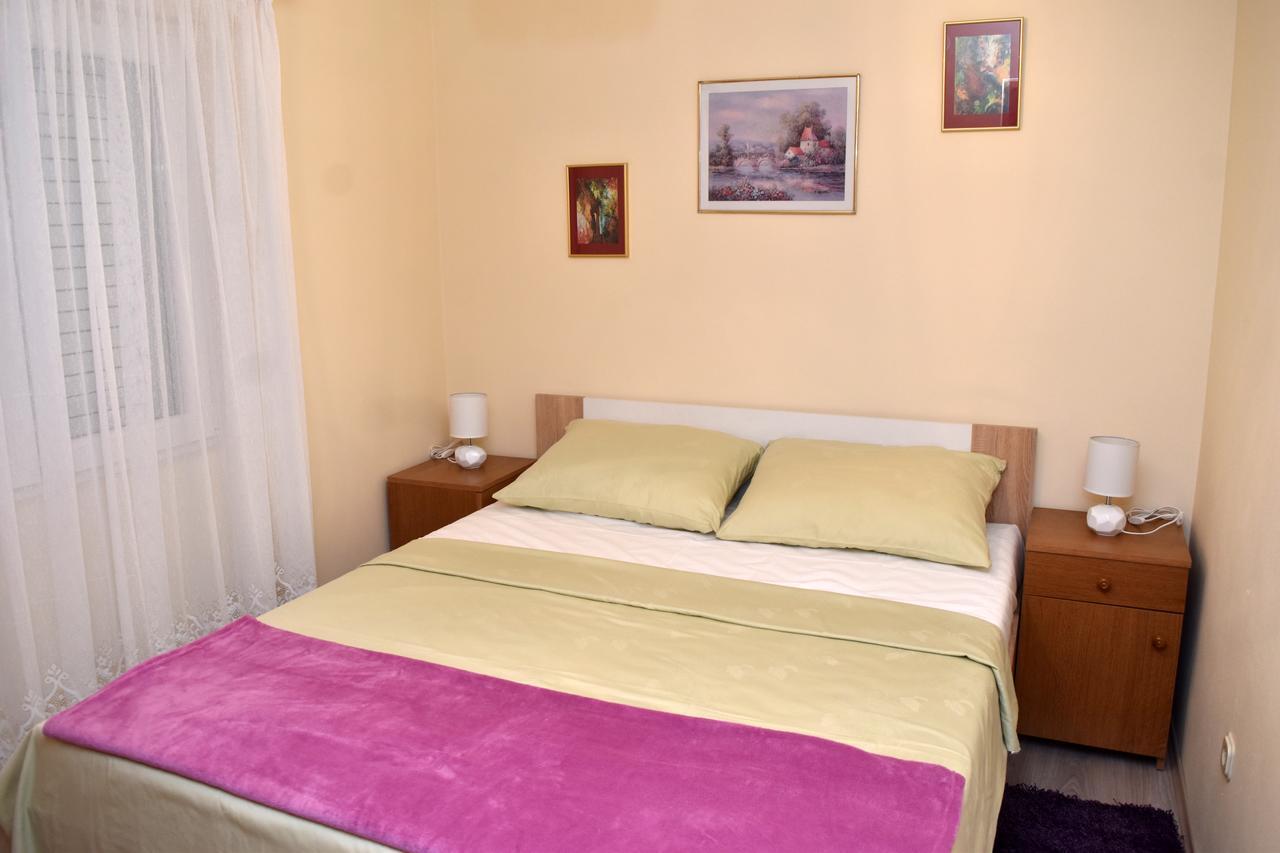 Apartments Oresic Vir Luaran gambar