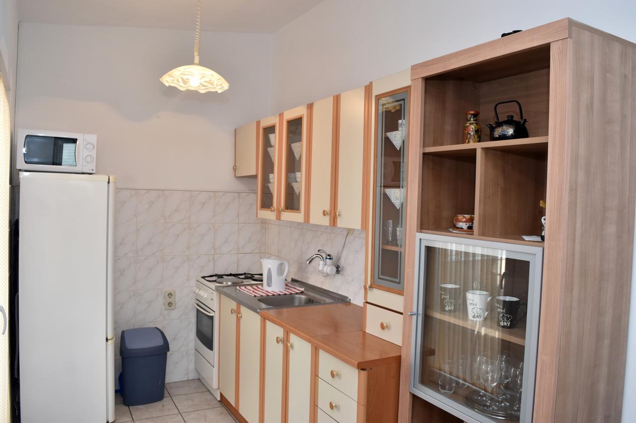 Apartments Oresic Vir Luaran gambar