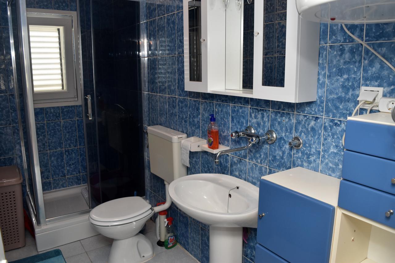 Apartments Oresic Vir Luaran gambar