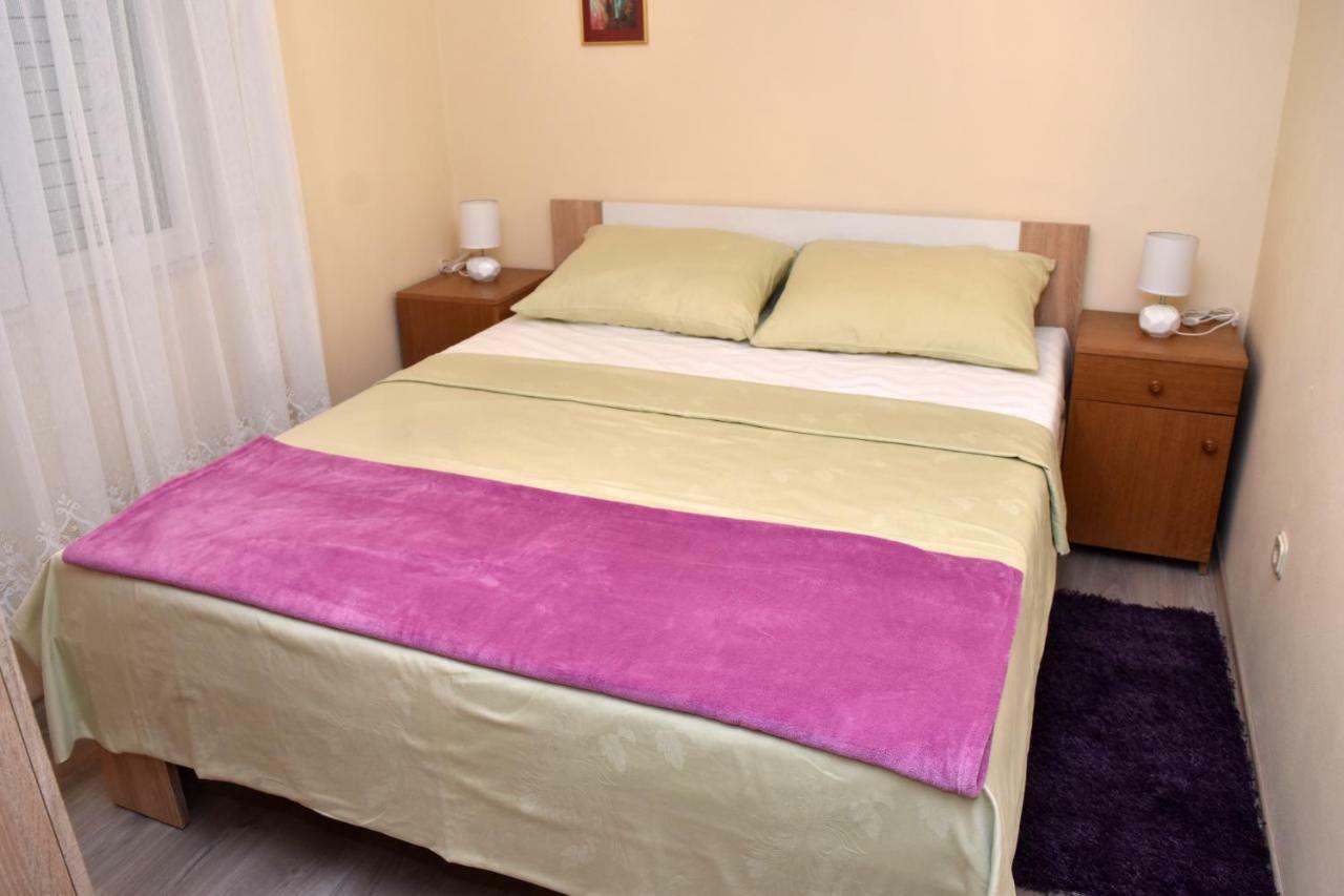 Apartments Oresic Vir Luaran gambar